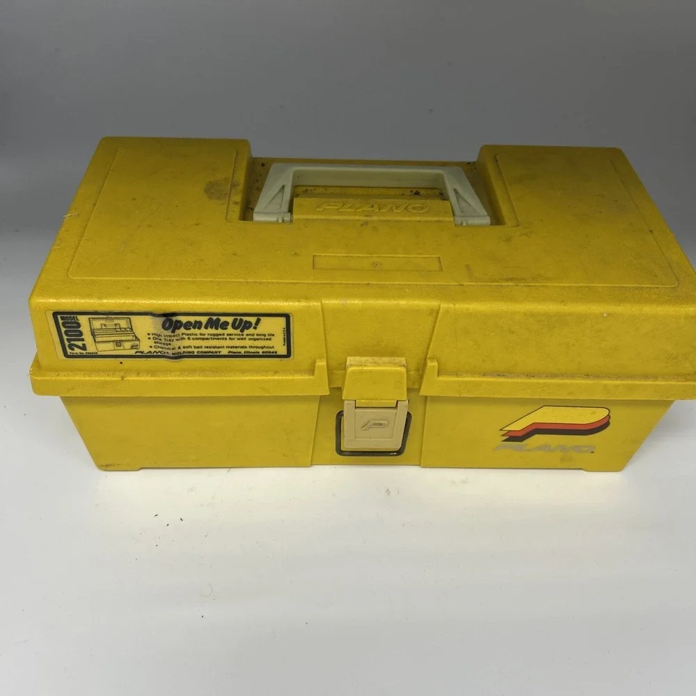 PLANO Yellow/White One Shelf Fishing Tackle Box Preowned Great Condion‎ Vintage